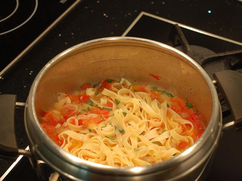 ����������桺��������ֹ�ʷ���ȡ�������