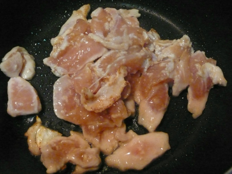 lanni ½´ÓÍÇú¼¦ÈâÆ¬³´ÇཷµÄ×ö·¨