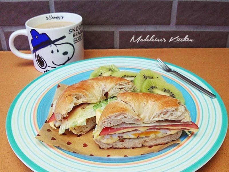 �ۺ��汴��������