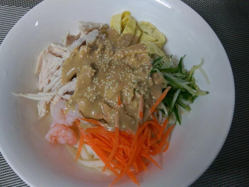 かにの鸡丝凉面的做法