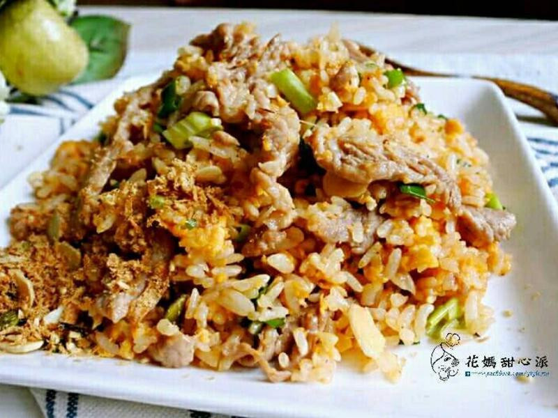 麻油肉丝蛋炒饭的做法