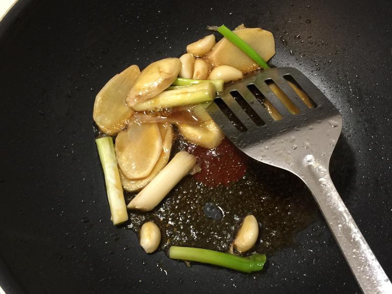 �ȳ�����С�ܵ�����