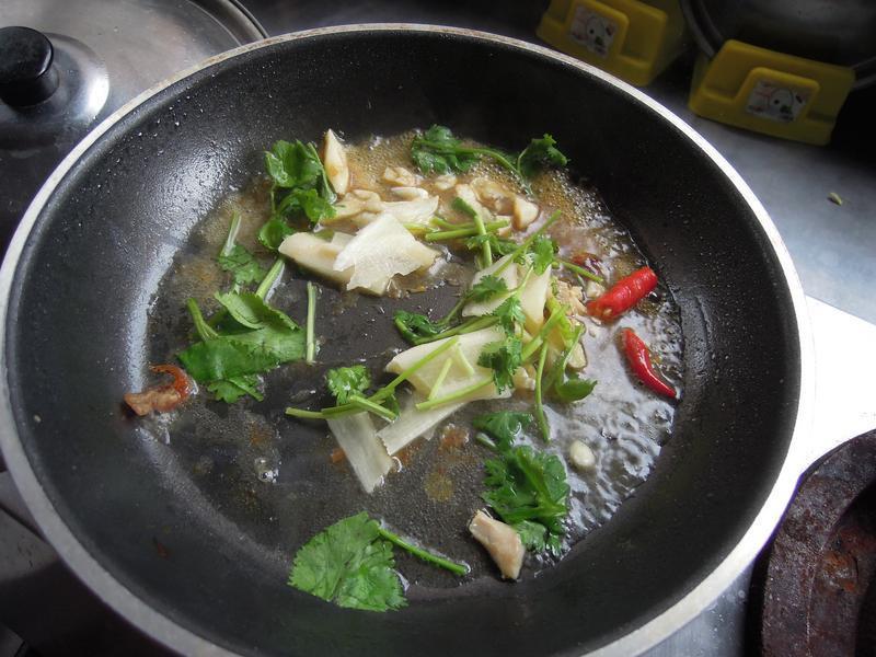 �򵥵Ľ��鼦������