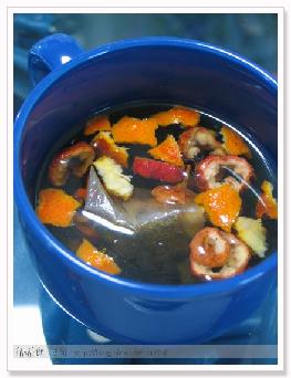 山楂瘦身橘茶的做法