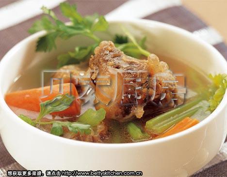 焖烧牛尾的做法