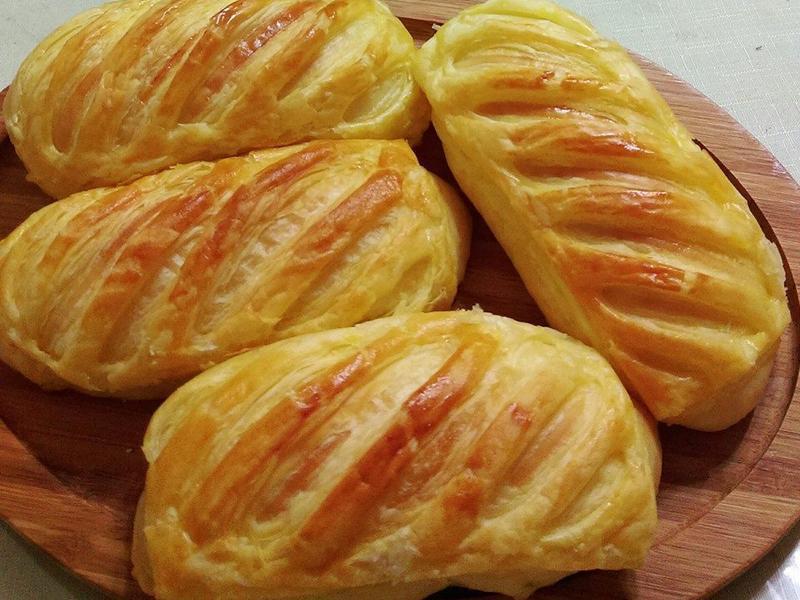 起酥鱼松包的做法