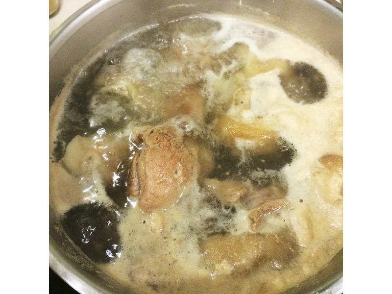 ���պ������ţ�������������������