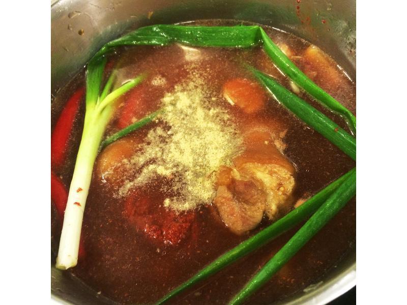 ���պ������ţ�������������������