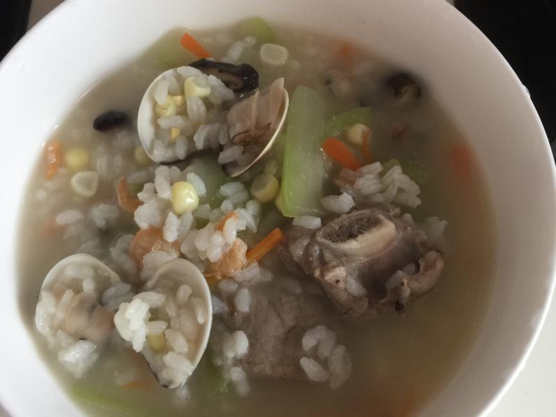 瓢瓜排骨粥的做法