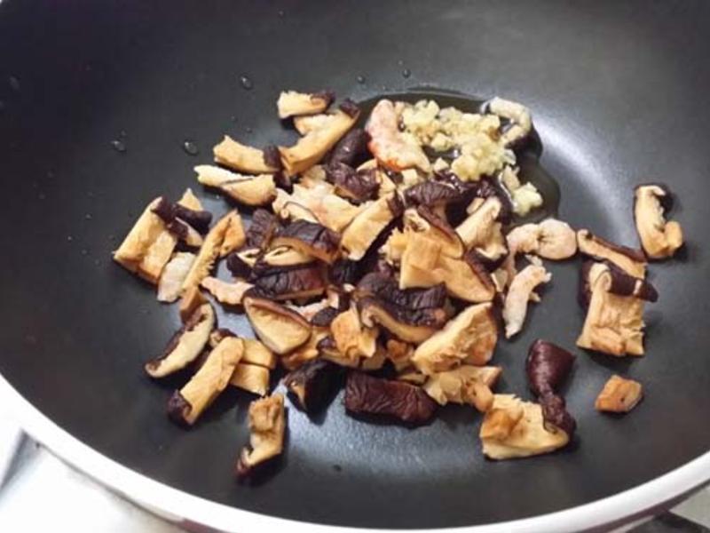 虾仁米糕的做法