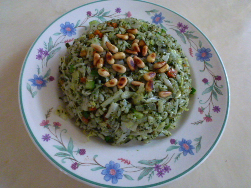 健康素食派~香椿松子炒饭的做法