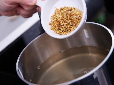 ��ɫ���𻨆�ଵ�����