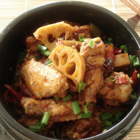 �������᳴��ź������