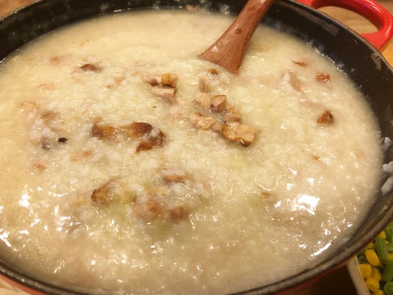 烤鸭老火粥的做法