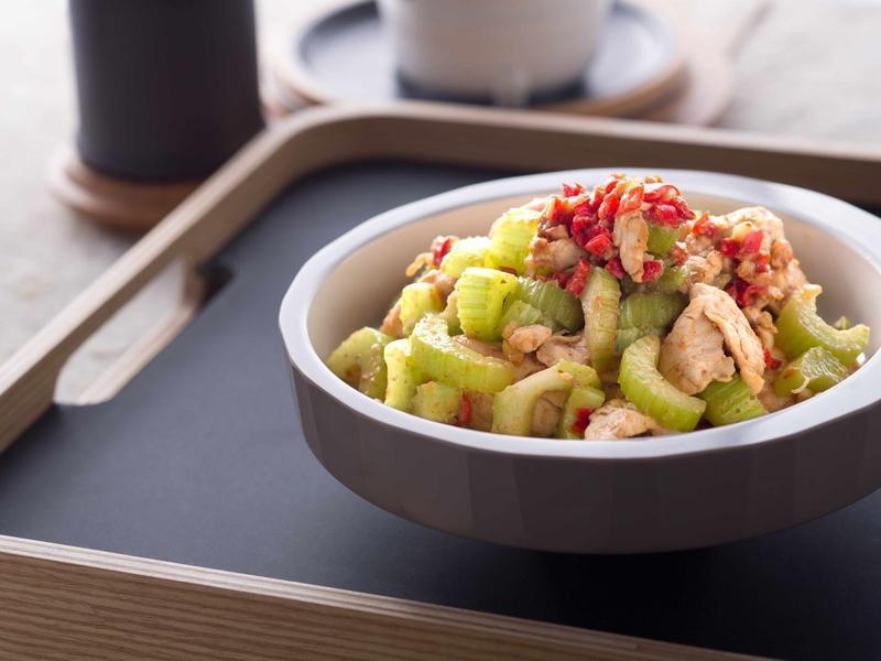 沙茶酱炒鸡柳的做法