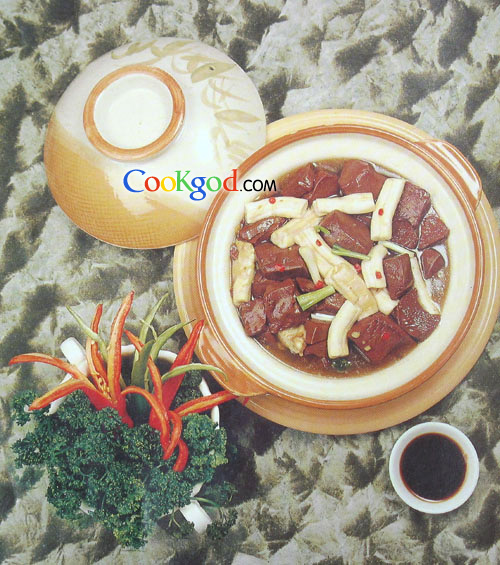 骨髓猪红煲的做法
