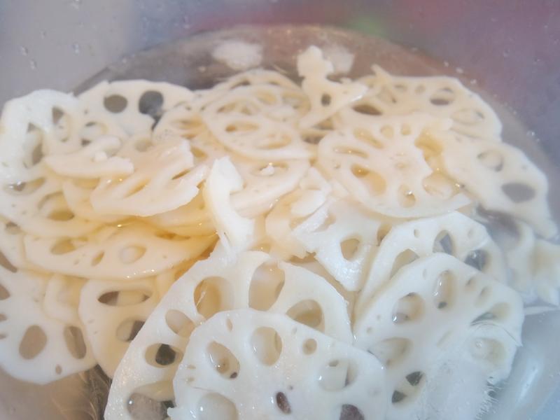 �װ���ź������