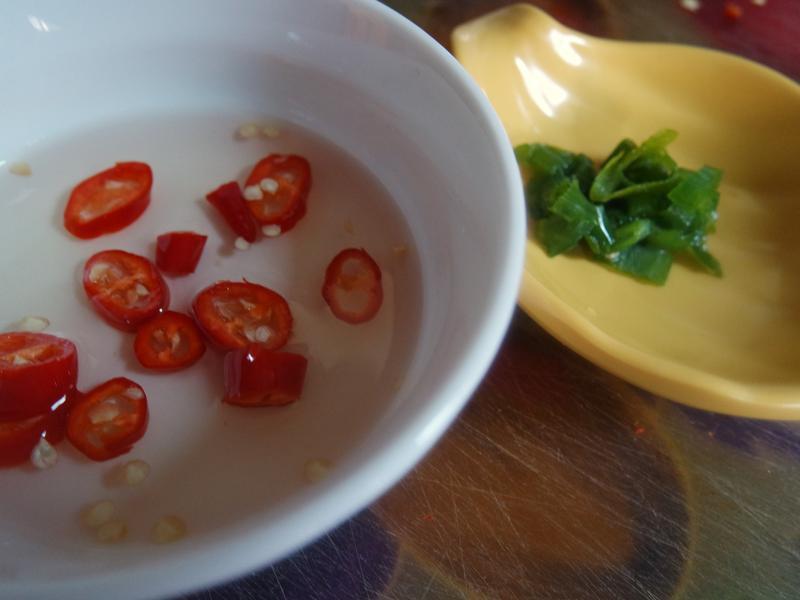 �װ���ź������