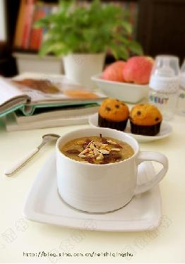 红糖小米粥(产妇养血)的做法