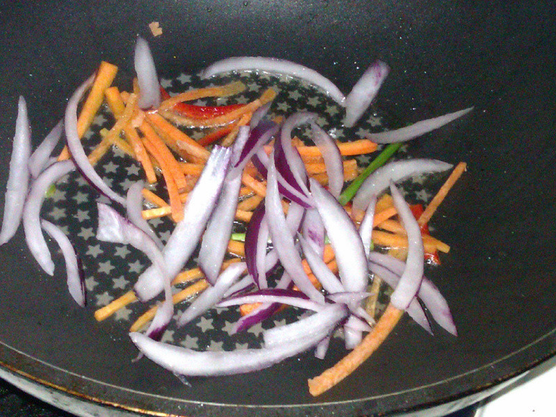 �²��ʳ���֦Ƭ������