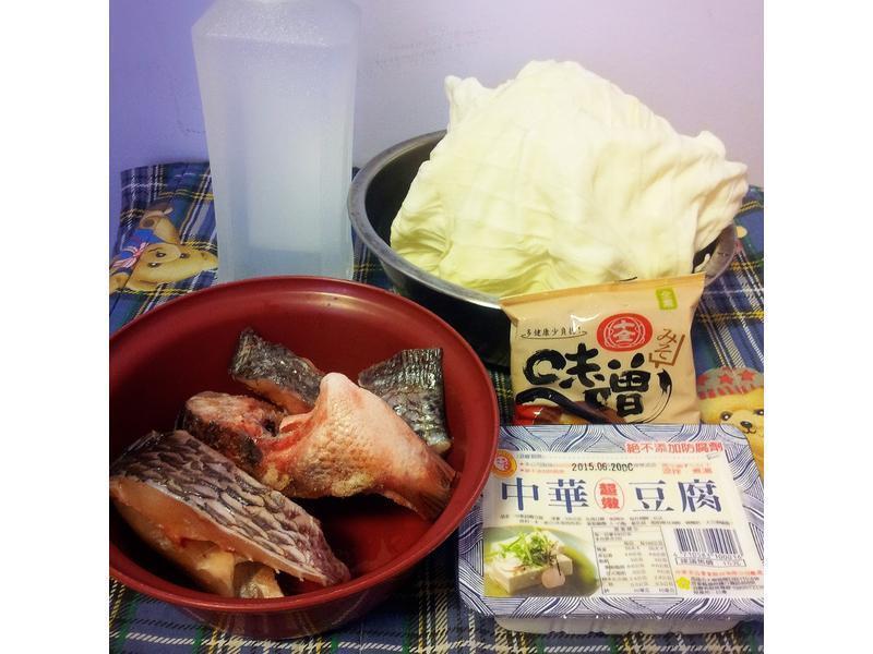 味噌豆腐鲜鱼汤!!的做法