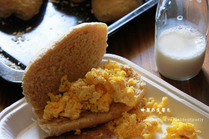 蜂蜜燕麦餐包的做法