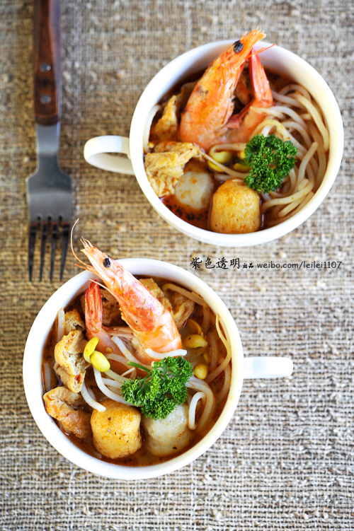 强势霸道、瞬间攻占你味蕾的——娘惹叻沙的做法