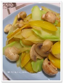 3色美味炒时蔬的做法