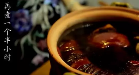 ������ɫ±���ŵ�����