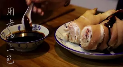 ������ɫ±���ŵ�����