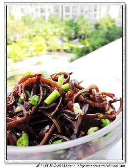 �����ױ�ľ��˿������