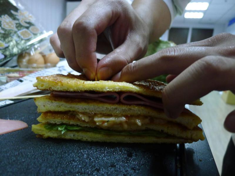 ������Ϻ��ʽ��˾������