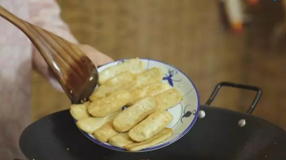 ���⳴���ɵ�����