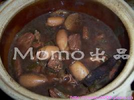 墨鱼焖猪肉的做法