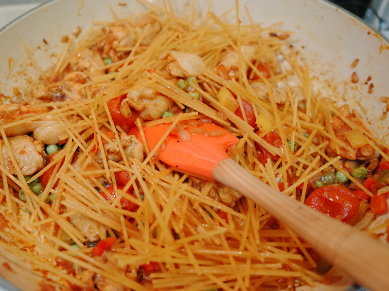 ������������Fideua������