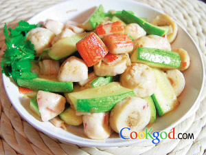 蟹柳双丸云南小瓜的做法