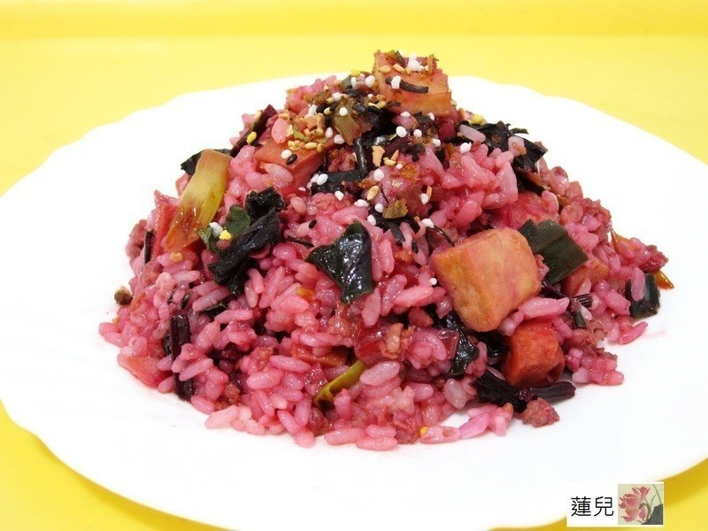 甜菜根叶炒甜不辣&炒肉末&炒饭的做法