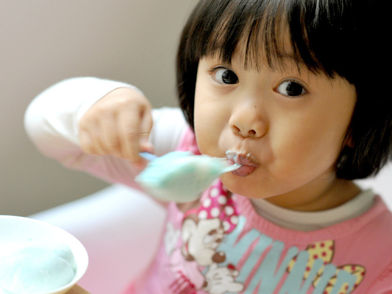 ��COLD STONE�������Ա���΢Ц�޻��ǵ�����