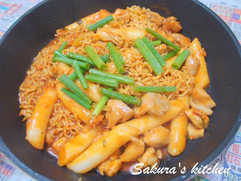 ?我的手作料理? 韩国炒泡面的做法