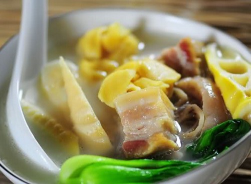 �����ʵ�����