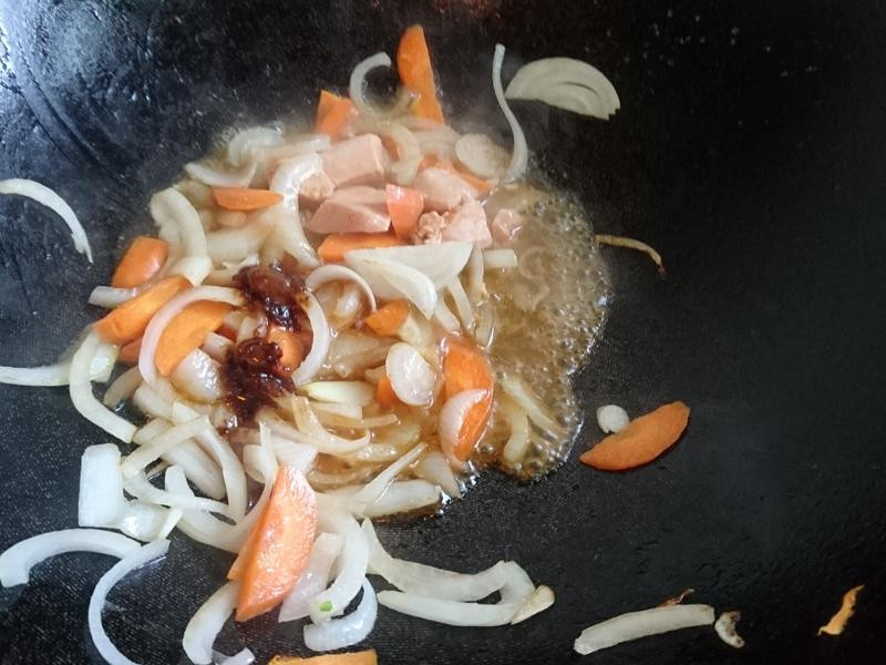 ��֦��չ���񼦳��������