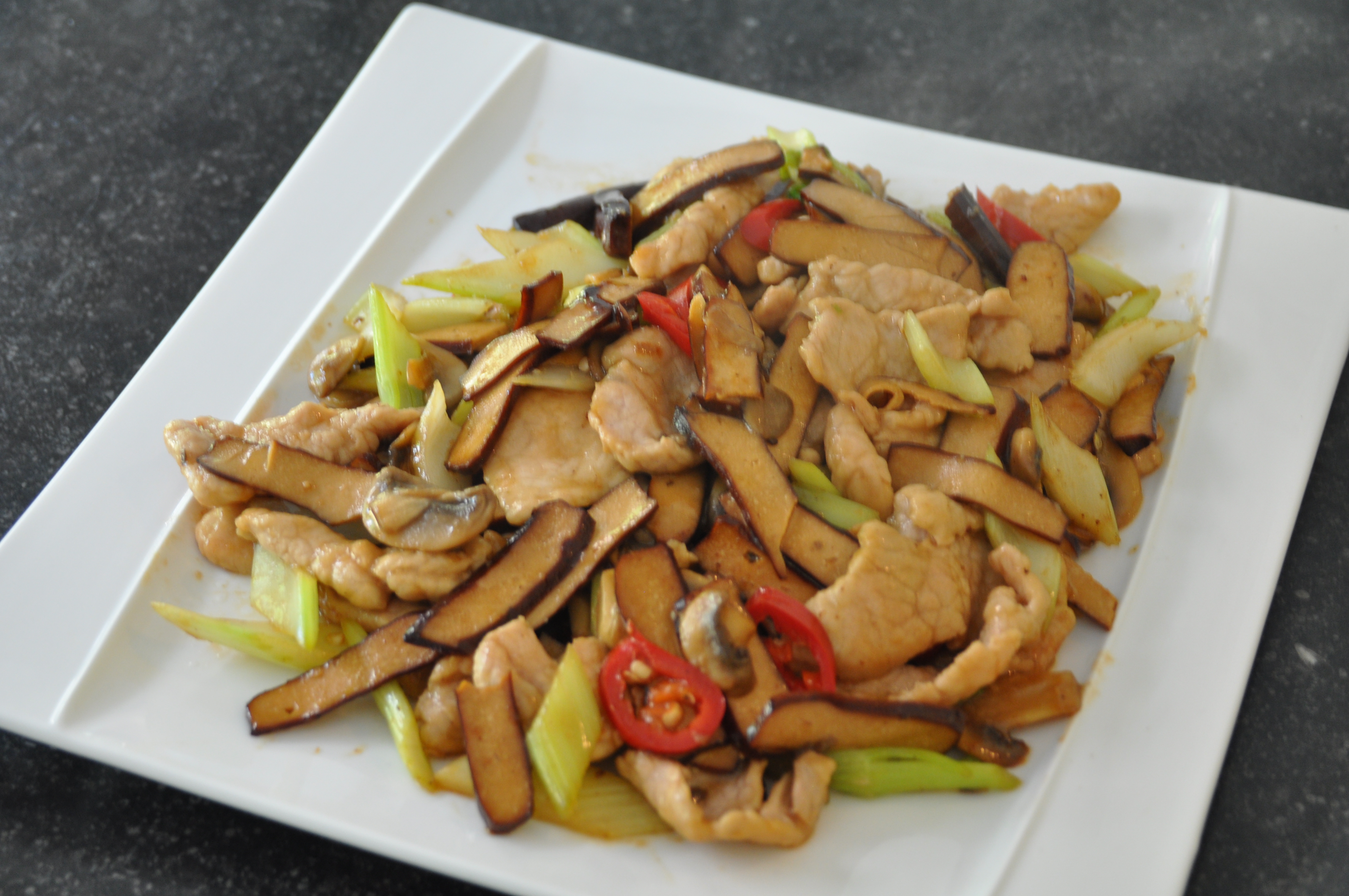 ���⳴��ɵ�����