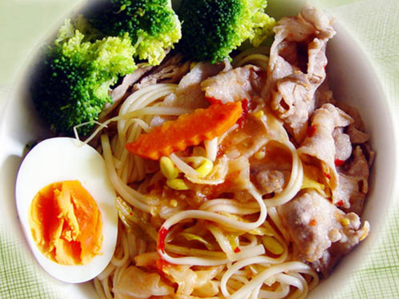 泡菜冷拌面的做法