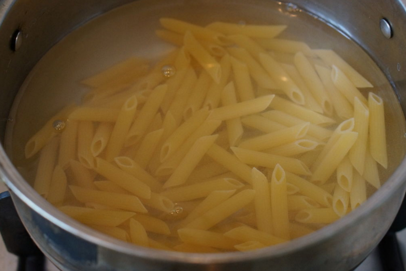 �Ϲ�����ͨ�ķ۵�����