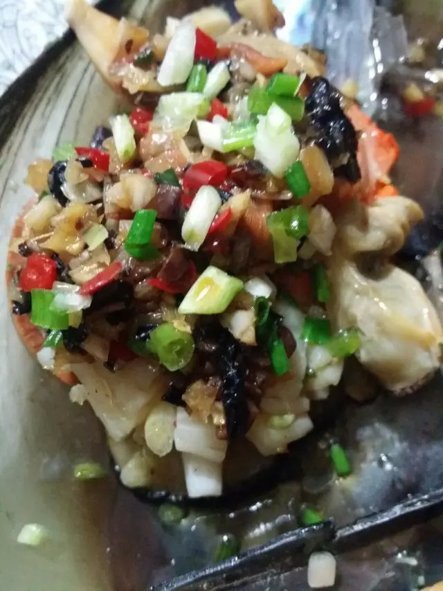 蒜蓉豉油蒸鲜带的做法