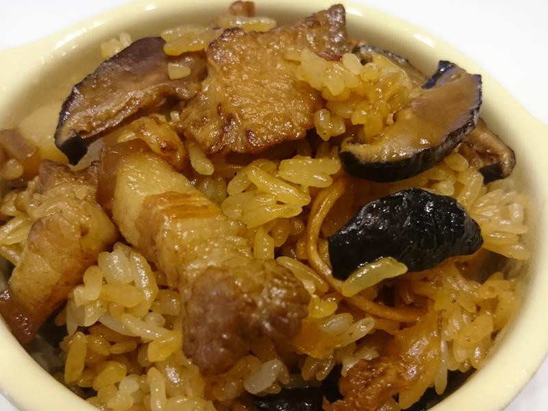 家常弥月油饭的做法