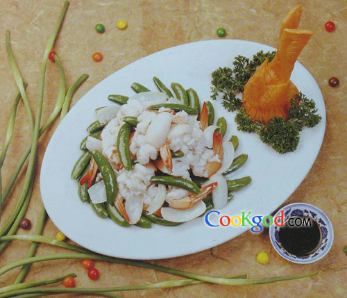 糖豆鲜百合凤尾虾的做法