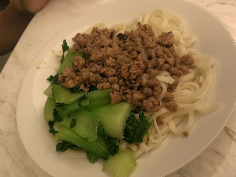 大家都会做的香喷喷肉燥面㊣的做法