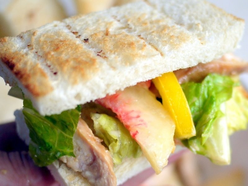 ˮ���Ҽ���ɳ��brunch��show���ֲˣ��ܽ��𳬹�46,000Ԫ���Ļ������