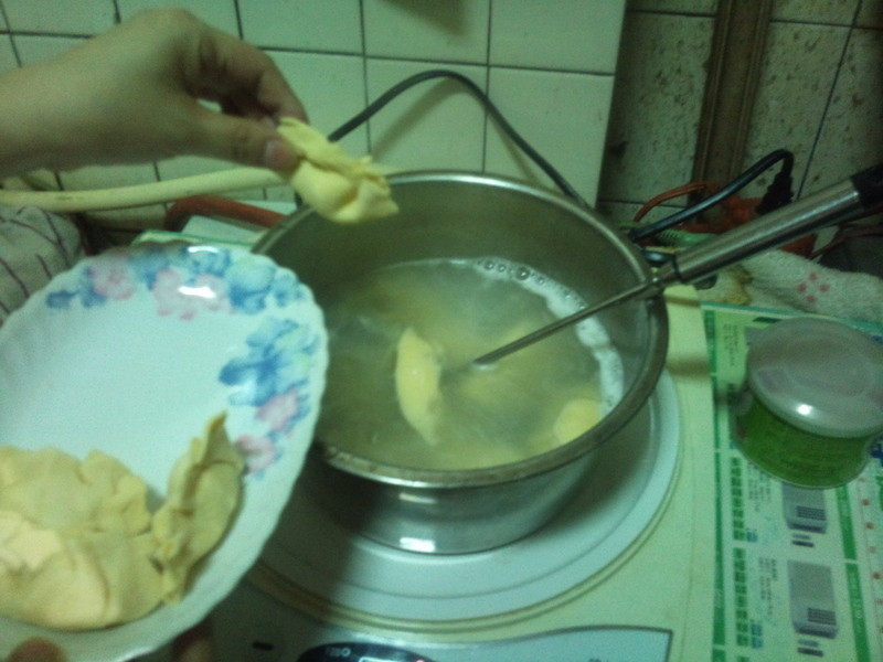 ��ɫˮ�ȵ�����